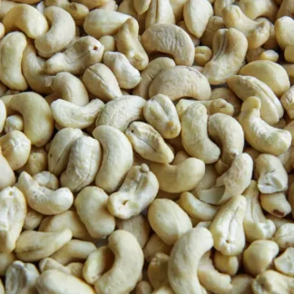 كاجو حبة كاملة